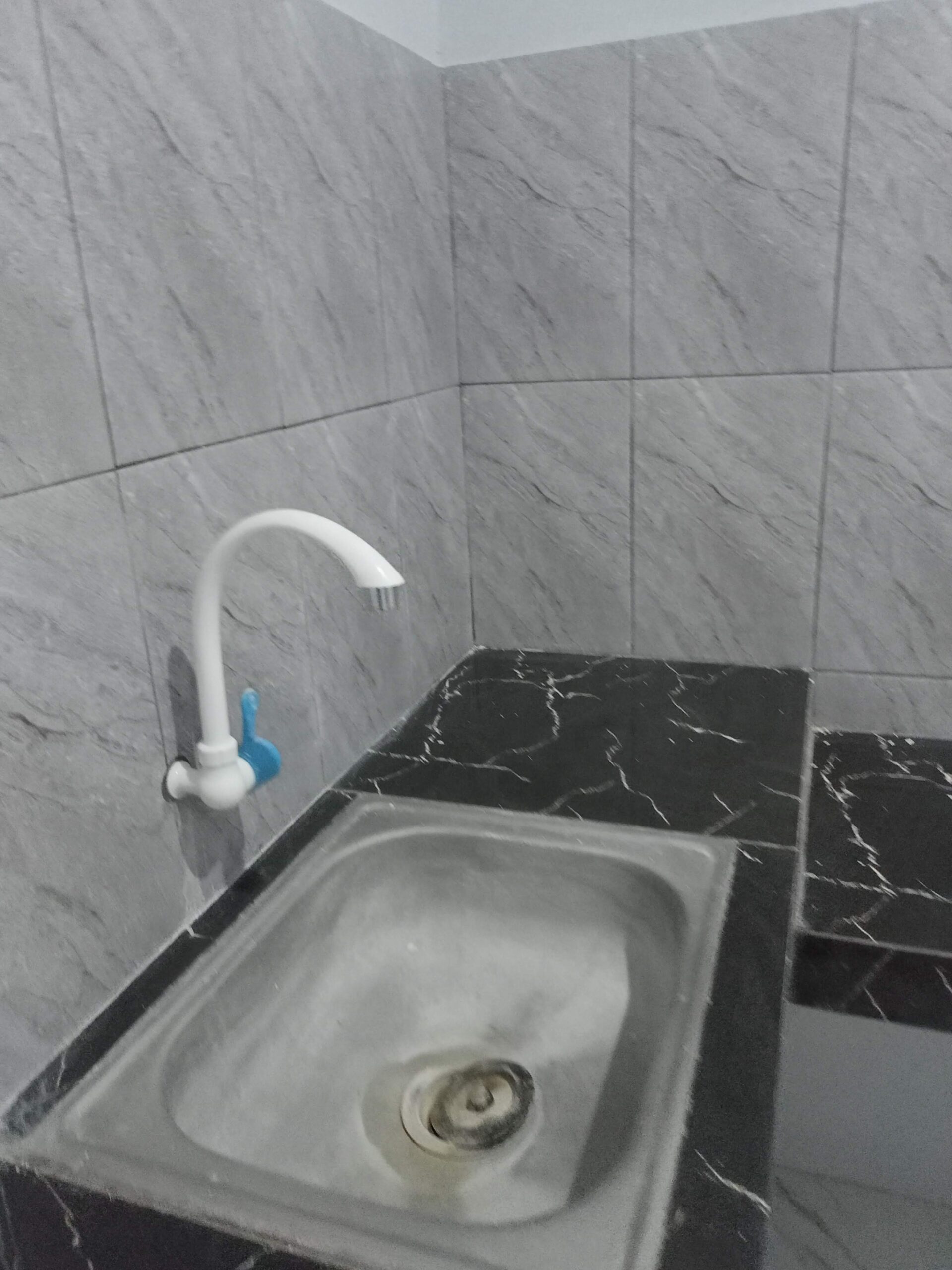 sewa rumah strategis