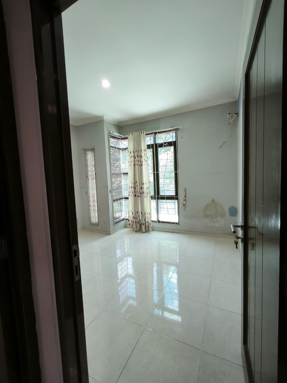 Disewakan Rumah Metland Cakung Valeria