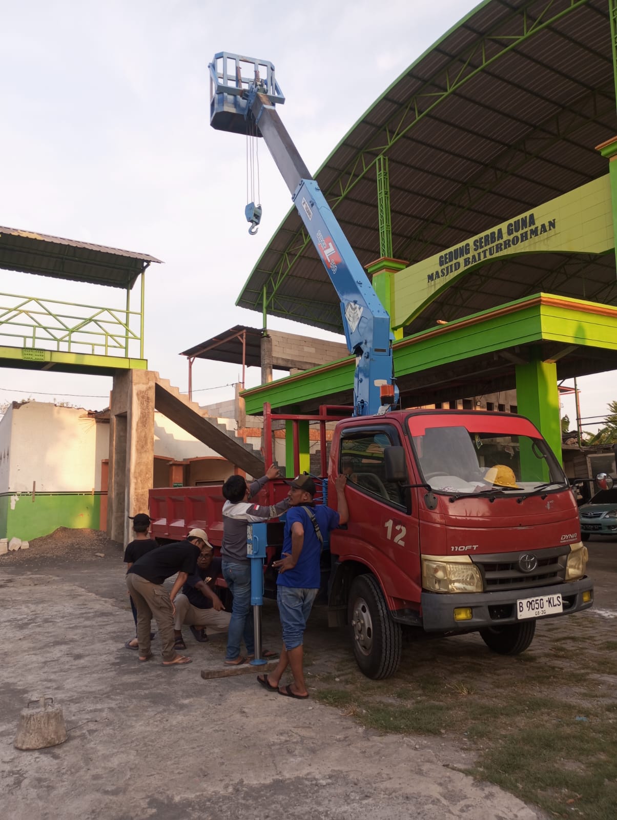 di jual Truck Crane £ ton 5 section