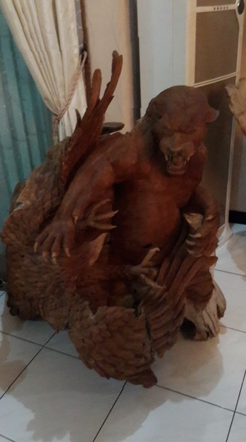 Patung Ukiran Jati Solid