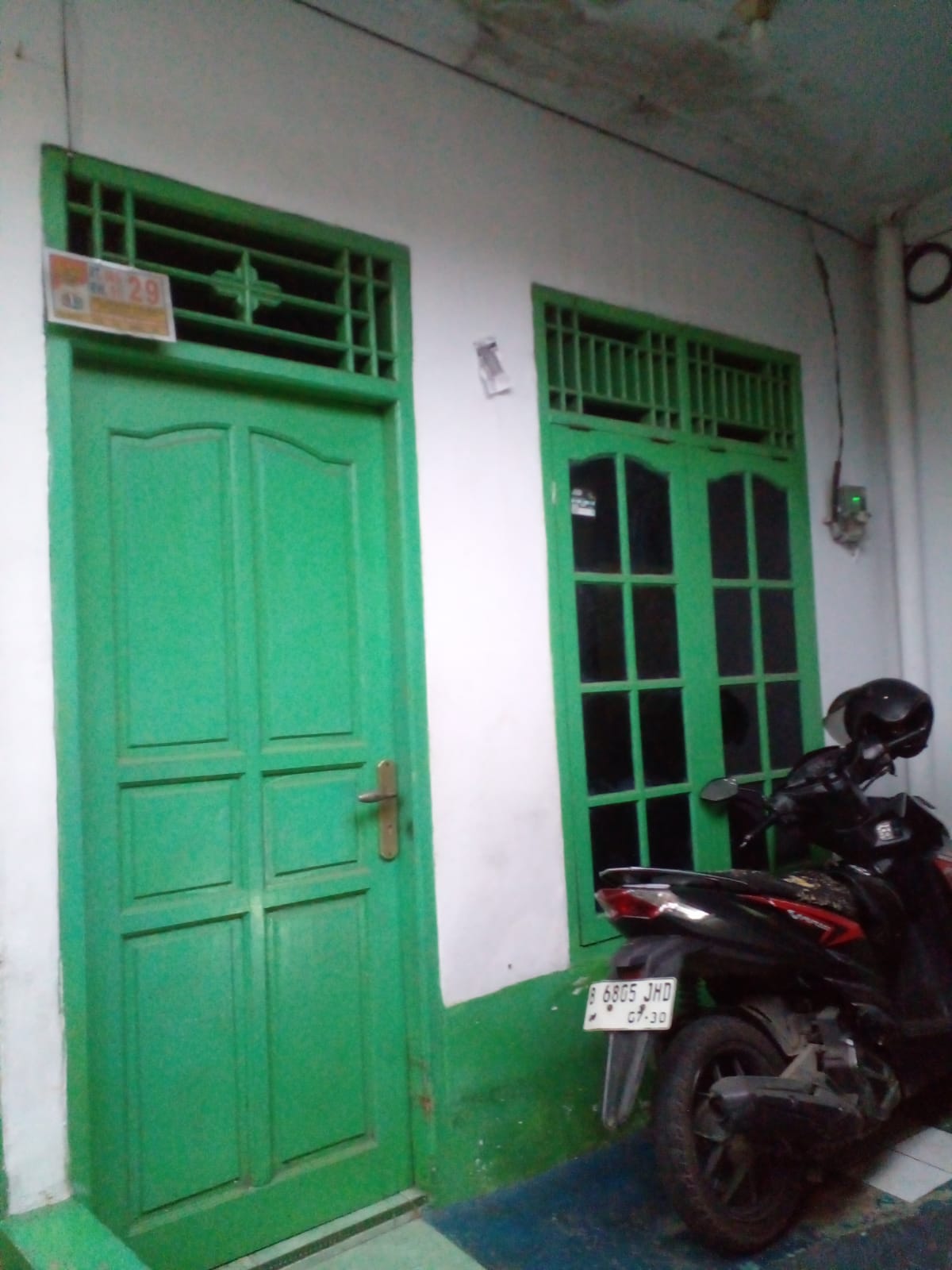 Kontrakan Rumah Murah 2 lt di Belakang Apartemen Kalibata