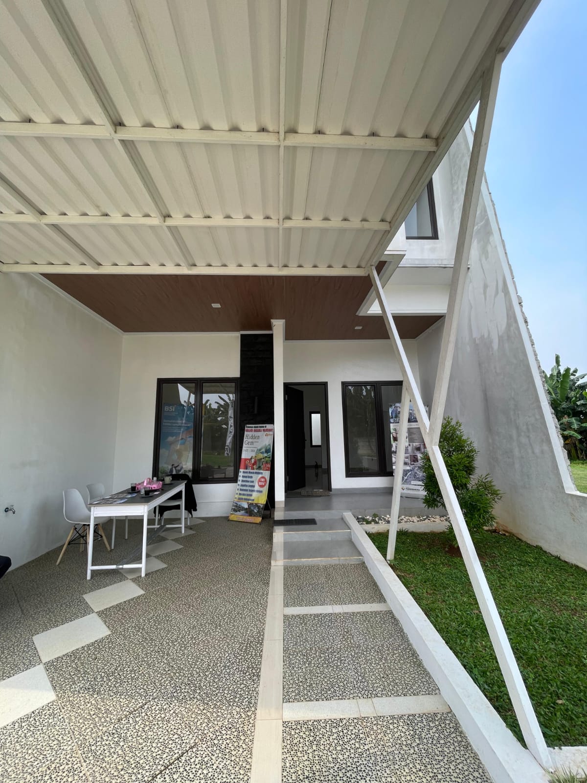 rumah dua lantai siap huni di dekat citra grand cibubur