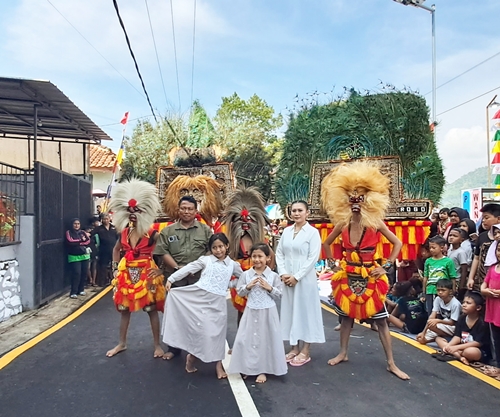 Grup Reog Ponorogo Bandung Kencana