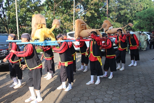 Sisingaan Depok Raya